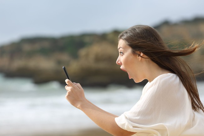 Kira-kira selain melihat ponsel dan laptop, apa lagi yang bisa membuat Carla Ramos terkejut? Foto: Thinkstock
