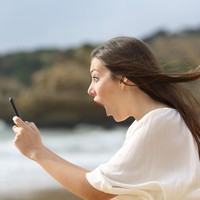 Kira-kira selain melihat ponsel dan laptop, apa lagi yang bisa membuat Carla Ramos terkejut? Foto: Thinkstock