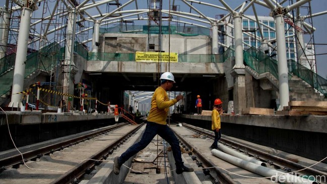 10 Agustus, Warga Jakarta Bisa Naik LRT