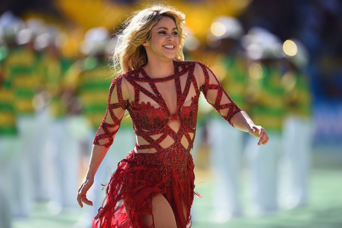 shakira RIO DE JANEIRO, BRAZIL - JULY 13: Singer Shakira performs during the closing ceremony prior to the 2014 FIFA World Cup Brazil Final match between Germany and Argentina at Maracana on July 13, 2014 in Rio de Janeiro, Brazil. (Photo by Matthias Hangst/Getty Images)