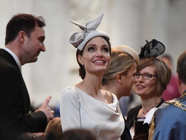 Penampilannya tersebut sudah cocok jadi bangsawan Inggris menyaingi Meghan Markle dan Kate Middleton.  Foto: dok. Getty Images