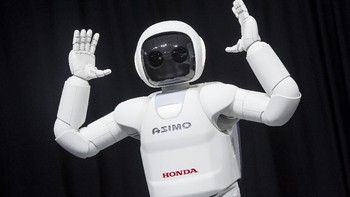 Honda mengatakan akan melanjutkan penjualan merchandise Asimo meski robotnya telah pensiun dan menjaga karakternya tetap aktif.  Foto: GettyImages