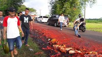 Kecelakaan itu terjadi pada pukul 15.00 Wita di Kecamatan Bangkala Barat, Kabupaten Jeneponto. Foto: (Yahya-detik)