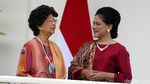 Suasana Hangat Ibu Negara Iriana dan Siti Hasmah