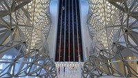 Seperti ini area lift untuk traveler. Futuristik dan keren bukan? Biaya pembangunan resort ini ditaksir sebesar US$ 1,1 Miliar (sekitar 15,6 Triliun). (dok. Virgile Simon Bertrand)