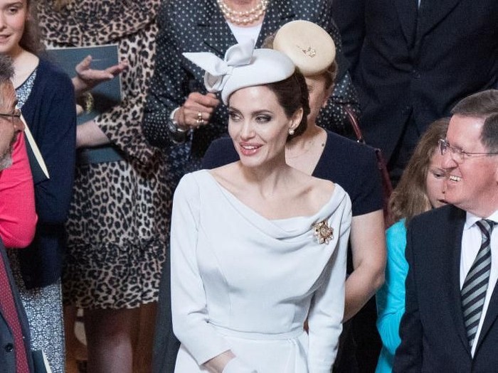 Bantah Tak Bayar Nafkah, Pihak Brad Pitt Klaim Jolie Cari Simpati Publik