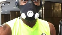 Ada-ada saja kan tingkahnya. Foto: Instagram/mbatshuayi