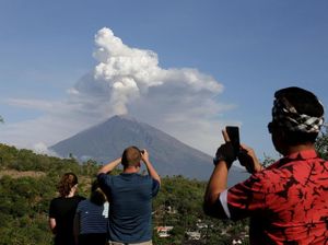 Terkena Debu Vulkanik, Lakukan Hal ini Sebelum Pakai Mobil