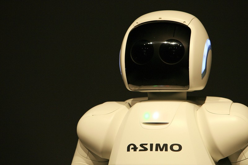 PASADENA, CA - JANUARY 1:  The Honda robot float 