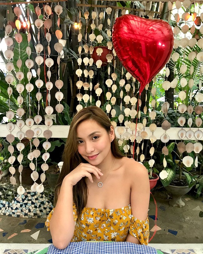  Shanika jarang terlihat ber-makeup tebal. Riasannya tergolong minimalis namun manis.  Foto: Instagram shanika silverio