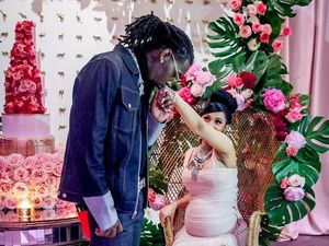 Ajak Balikan Cardi B, Offset Beri Sepatu Hingga Tas Ratusan Juta Rupiah