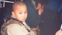 Saat Ashton Chen memerankan biksu kecil di film Boboho. Foto: Dok. Instagram/ashtonchen_peace