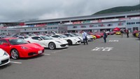 Berbagai Ferrari terbaik mulai dari Ferrari Daytona hingga Ferrari J10 yang dibuat hanya 10 unit untuk pasar Jepang ikut disajikan. Sungguh benar-benar tempat cuci mata yang pas untuk penikmat supercar pabrikan Italia ini. Foto: Zulfi Suhendra