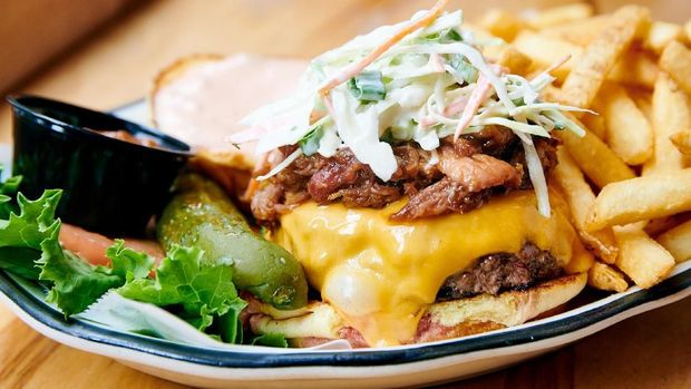 Menu makanan di Black Tap