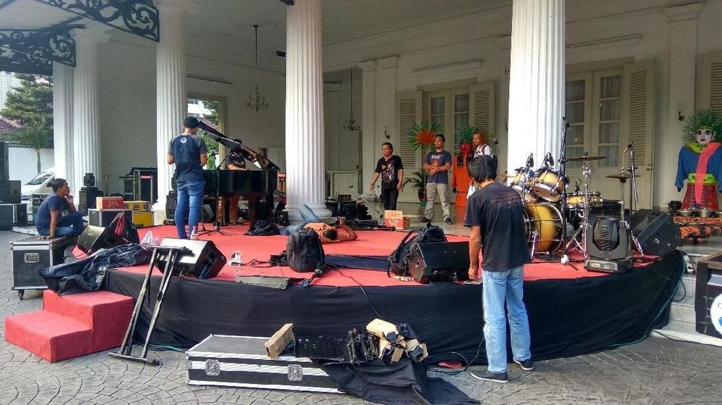 Pemprov DKI Gelar Pentas Musik Tradisional di Balai Kota Pemprov DKI Gelar Pentas Musik Tradisional di Balai Kota