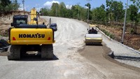 Beberapa proyek jalan dan jembatan yang dibiayai SBSN adalah pembangunan Jalan Akses Bandara Kertajati, Fly Over (FO) Gombong, Jalan Tol Solo-Kertosono yang menjadi porsi Pemerintah, Jembatan Musi IV. Foto: Dok. Kementerian PUPR