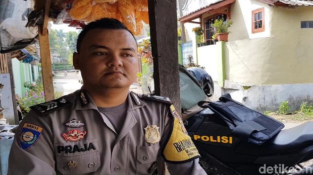 Satu Bulan Satu Kebaikan di Sikabumi ala Brigadir Sandi Praja