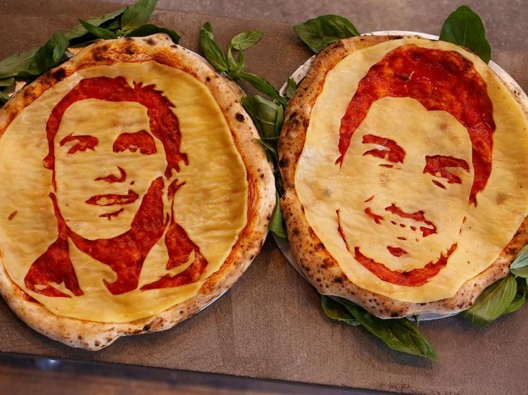 Jadi Idola, Wajah Ronaldo dan Suarez jadi Topping Pizza di Hop Head Cafe