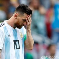 Sisi tangguh, kuat dan rapuh yang beririsan adalah salah satu faktor yang menjadi daya tarik seorang pria di mata lawan jenis. Sebuah studi yang dilakukan pada 2011 mengungkap bahwa pria terlihat lebih menarik ketika mereka tidak malu menunjukkan emosinya. Dengan berani menunjukkan emosi, wanita lebih bisa mengenal kepribadian aslinya. Foto: REUTERS/John Sibley