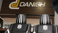 Memang ini bukan kali pertama Danish Car Interior mempermak tampilan interior dengan nuansa budaya lokal. Sebelumnya, Danish Car Interior juga sukses dengan terobosan inovatifnya dengan konsep jok etnik Kerawang Gayo yang diperkenalkan di ajang IIMS 2018. Foto: Pool (Danish Car Interior)