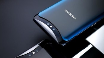 Kamera belakang dibuat ganda berukuran 16 MP dan 20 MP. Foto: Sina Mobile