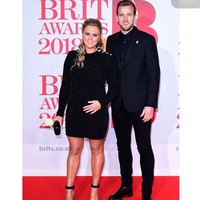 Harry Kane dan sang tunangan Kate berteman saat sekolah di Larkswood Primary, London. Mereka kemudian sama-sama pindah ke Chingford Foundation School, sekolah yang juga pernah jadi tempat David Beckham menempuh pendidikan. Foto: dok. Instagram