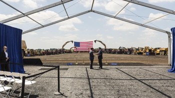 Pabrik baru Foxconn ini berlokasi di Mount Pleasant, Wisconsin, Amerika Serikat. Foto: Andy Manis/Getty Images