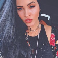 Claudia kini sudah sukses menjadi influencer dan model. Diperkirakan harta kekayaannya menjadi US$ 3,1 juta atau sekitar Rp 44 miliar. Claudia pun masuk jajaran bintang Instagram terkaya. Foto: dok. Instagram (claudiaalen)