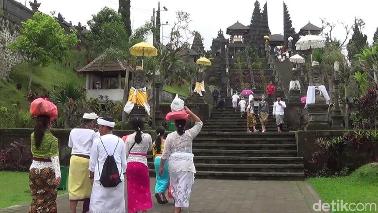 Bali Tidak Tertarik Bikin Peraturan SARA Bali Tidak Tertarik Bikin Peraturan SARA