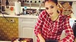 Populer dan Jago Masak, Lihat Aksi 9 Seleb Hollywood Saat di Dapur