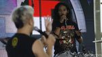 Penampilan Abah Andris, Dedengkot Musik Metal Tanah Air