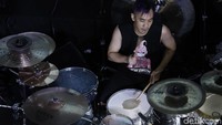 Ikmal Tobing unjuk kebolehan. Foto: Nugraha Rodiana