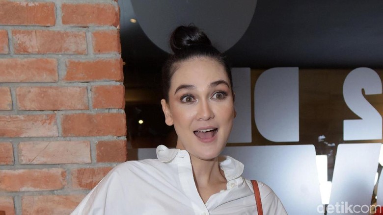 Lalu M Zohri Raih Emas di Kejuaraan Dunia, Luna Maya: Woohooooo! Lalu M Zohri Raih Emas di Kejuaraan Dunia, Luna Maya: Woohooooo!