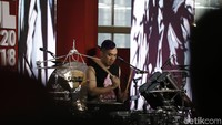 Selanjutnya giliran Ikmal Tobing yang unjuk gigi dengan skillnya.