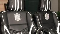 Carrera sendiri memiliki tekstur lembut kulit yang merupakan grade tertinggi dari bahan kulit asli, sehingga menghasilkan kualitas bahan yang sangat nyaman digunakan dalam tampilan yang mewah. Foto: Pool (Danish Car Interior)