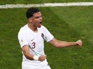 Video: Sundulan Pepe Samakan Skor, Uruguay 1-1 Portugal
