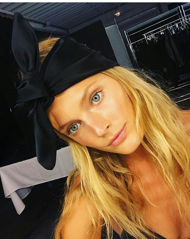 Kenalan dengan Constance Jablonski, model populer asal Lille, Prancis. Foto: Dok. Instagram @constancejablonski