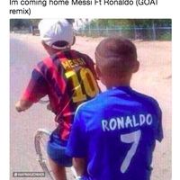 10 Meme Lucu Cristiano Ronaldo dan Lionel Messi, Sohib?