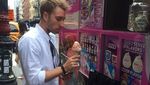 Ups! Ternyata Pesepak Bola Chris Eriksen Juga Suka Es Krim Cone