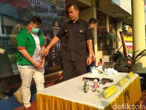 Kronologi Penangkapan Reza Bukan