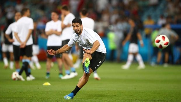  Luis Suarez will be the first Uruguayan striker against Portugal. 