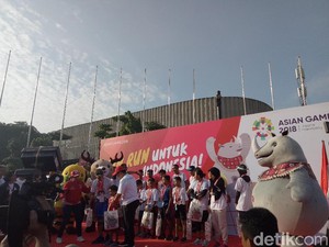 Menko Puan Lepas Peserta Fun Run untuk Promosikan Asian Games 2018