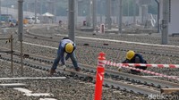 Dia menambahkan untuk saat ini pihaknya telah masuk dalam tahap persiapan operasi MRT Jakarta tahap I ini. Seluruh rangkaian rel kereta juga sudah tersambung seluruhnya pada akhir bulan ini.