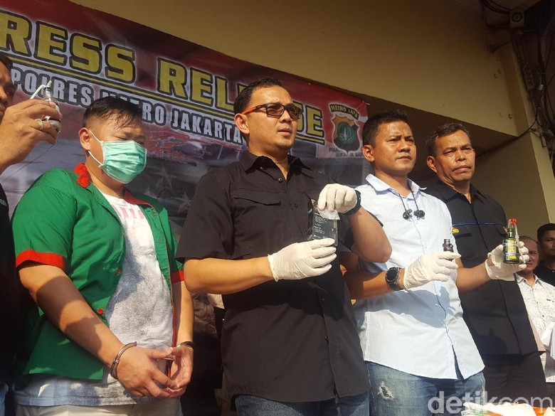 Sebulan di Penjara, Reza Bukan Kena Penyakit Kulit Sebulan di Penjara, Reza Bukan Kena Penyakit Kulit