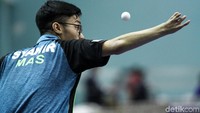Syahir, atlet tenis meja asal malaysia.