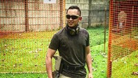 Hobi main airsoft gun. Foto: Ibnu Riza Pradipto / IG