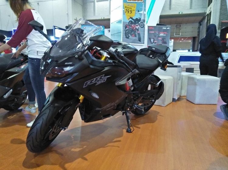 Motor Kawin Silang TVS-BMW Muncul di Jakarta, Harganya Rp 49 Juta