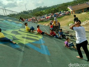 Terbengkalai, Sirkuit BMX eks PON Jabar di Ciamis Jadi Perosotan