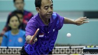 A Yusuf salah satu atlet tenis meja asal Indonesia.