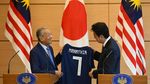 Ramai Dibahas, Begini Momen Mahathir Kunker Perdana ke Jepang
